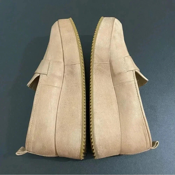 Eileen Fisher Tan Platform Loafers - Picture 7 of 13